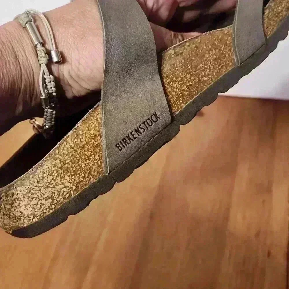 Birkenstock size 39 womens size 8-8.5 - Picture 5 of 9